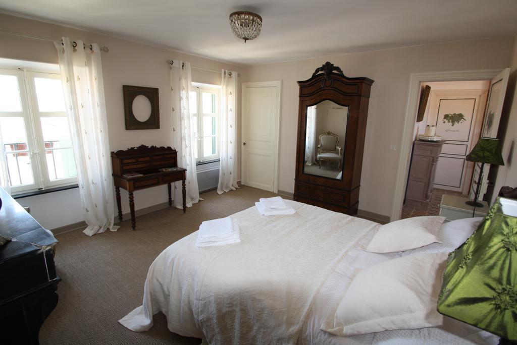 La Montagute Villa Thezan-des-Corbieres Oda fotoğraf